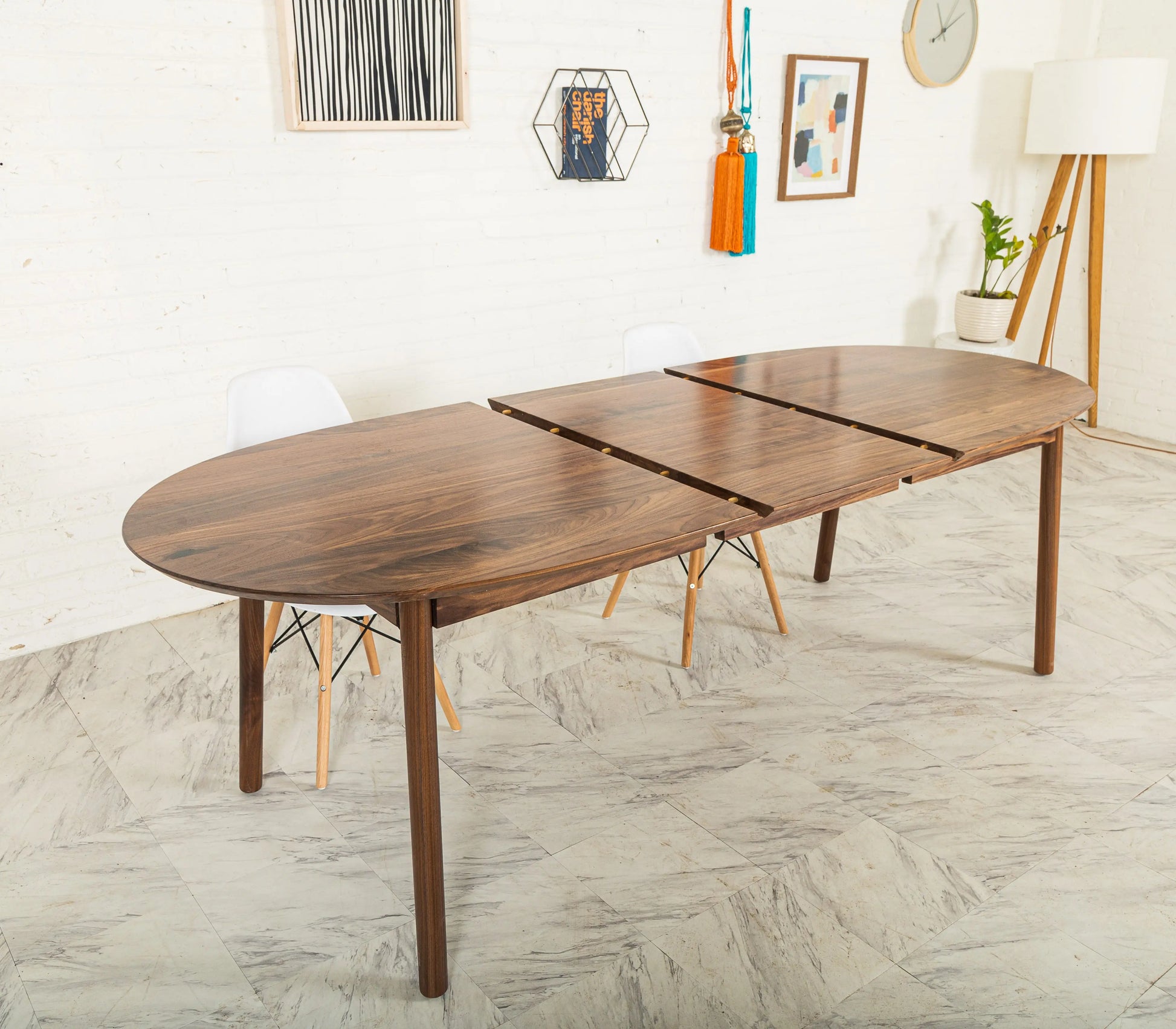 Payne oval extendable dining table in its full extended form, seating 6-8