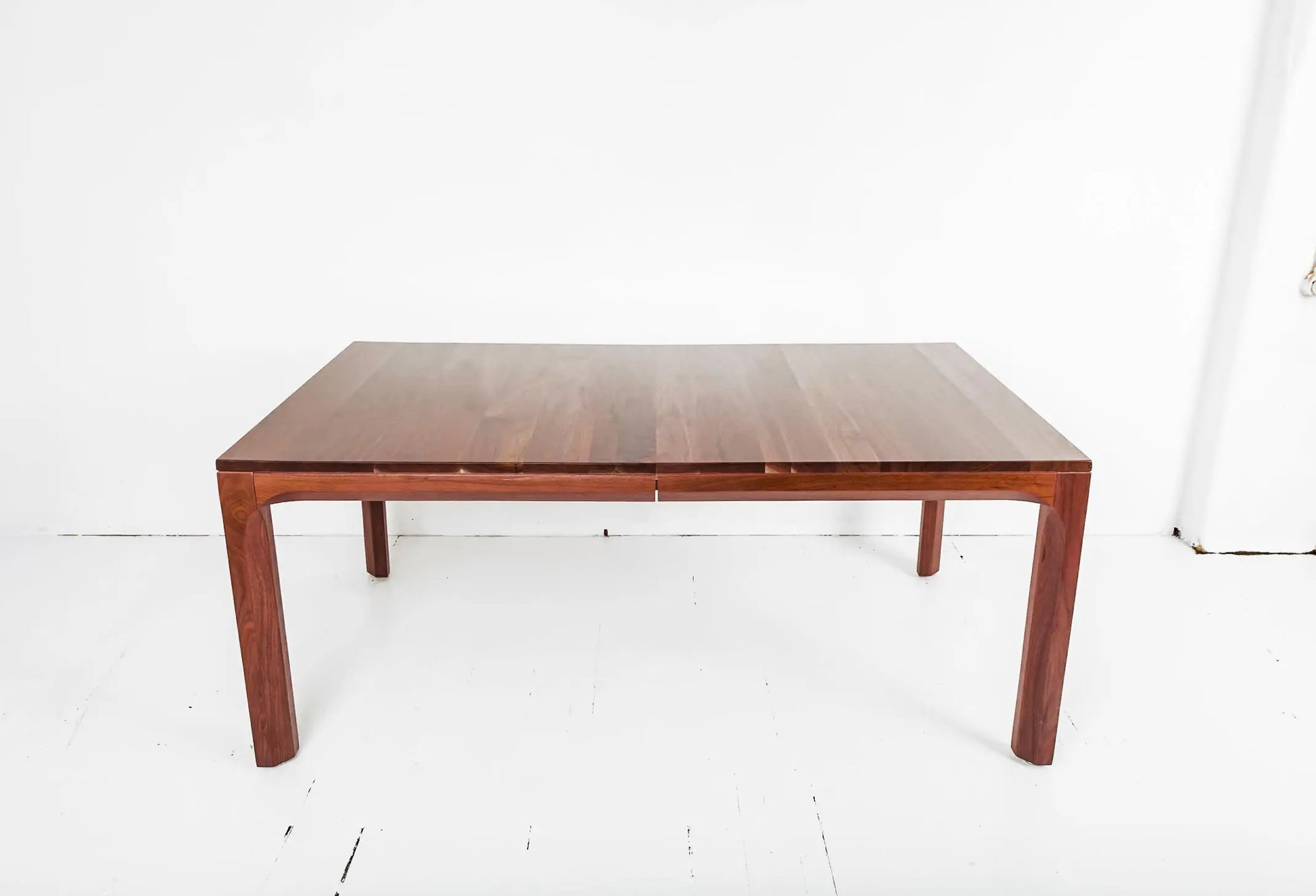 Minimalist Modern Extendable Dining Table Design