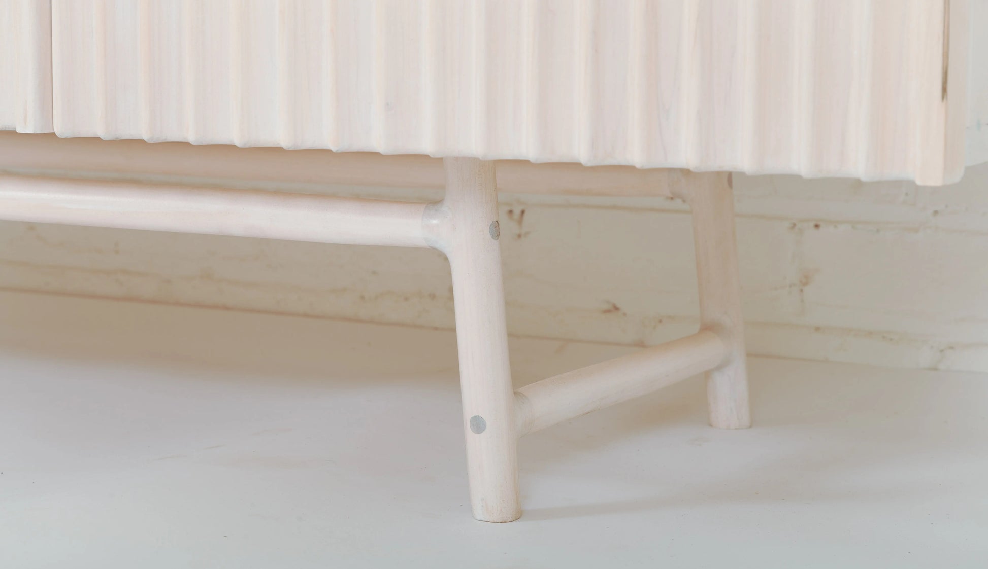 Leg detail, Modern Sideboard in white. 